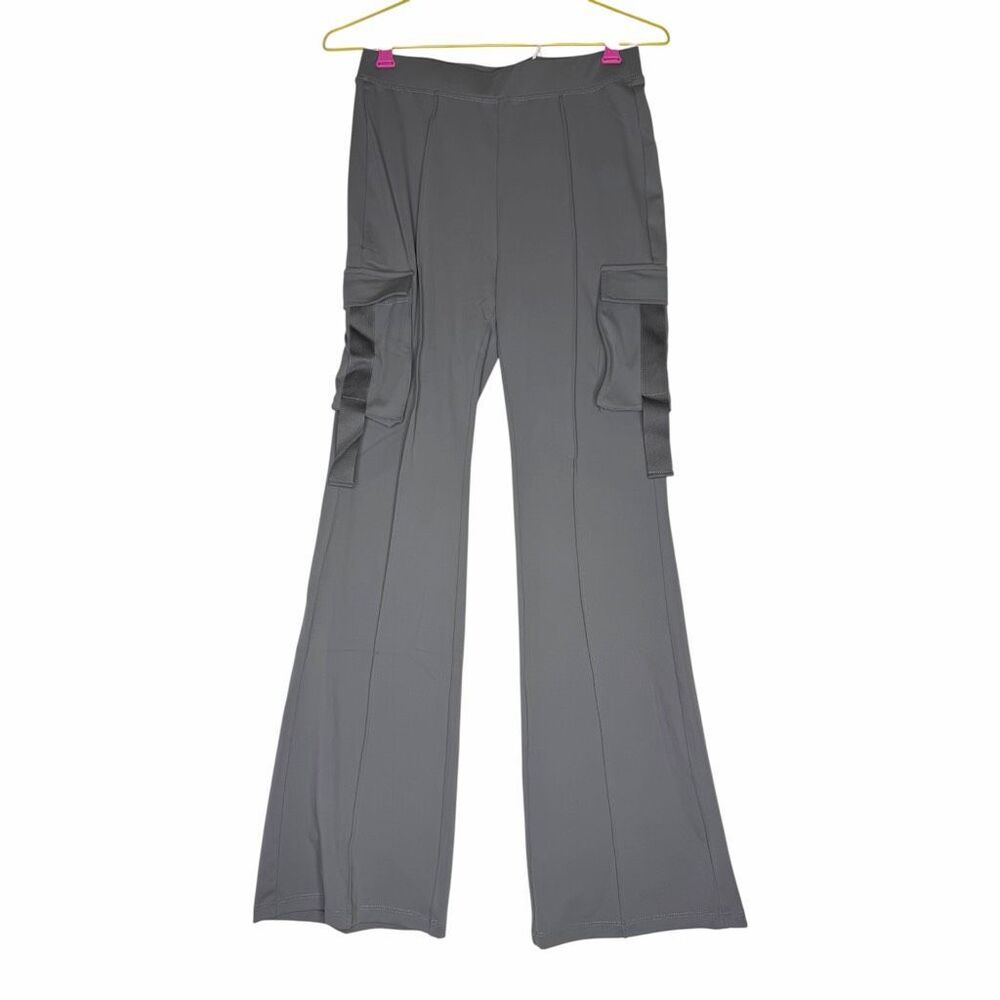 NEW Halara Gray High Waisted Cargo Flare Leggings Women’s M Petite Side Pocket Y